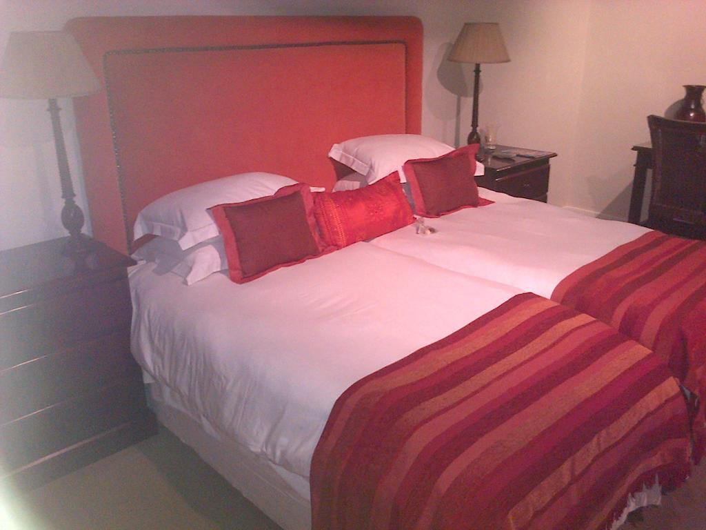 Nautilus Guest House 허머너스 객실 사진